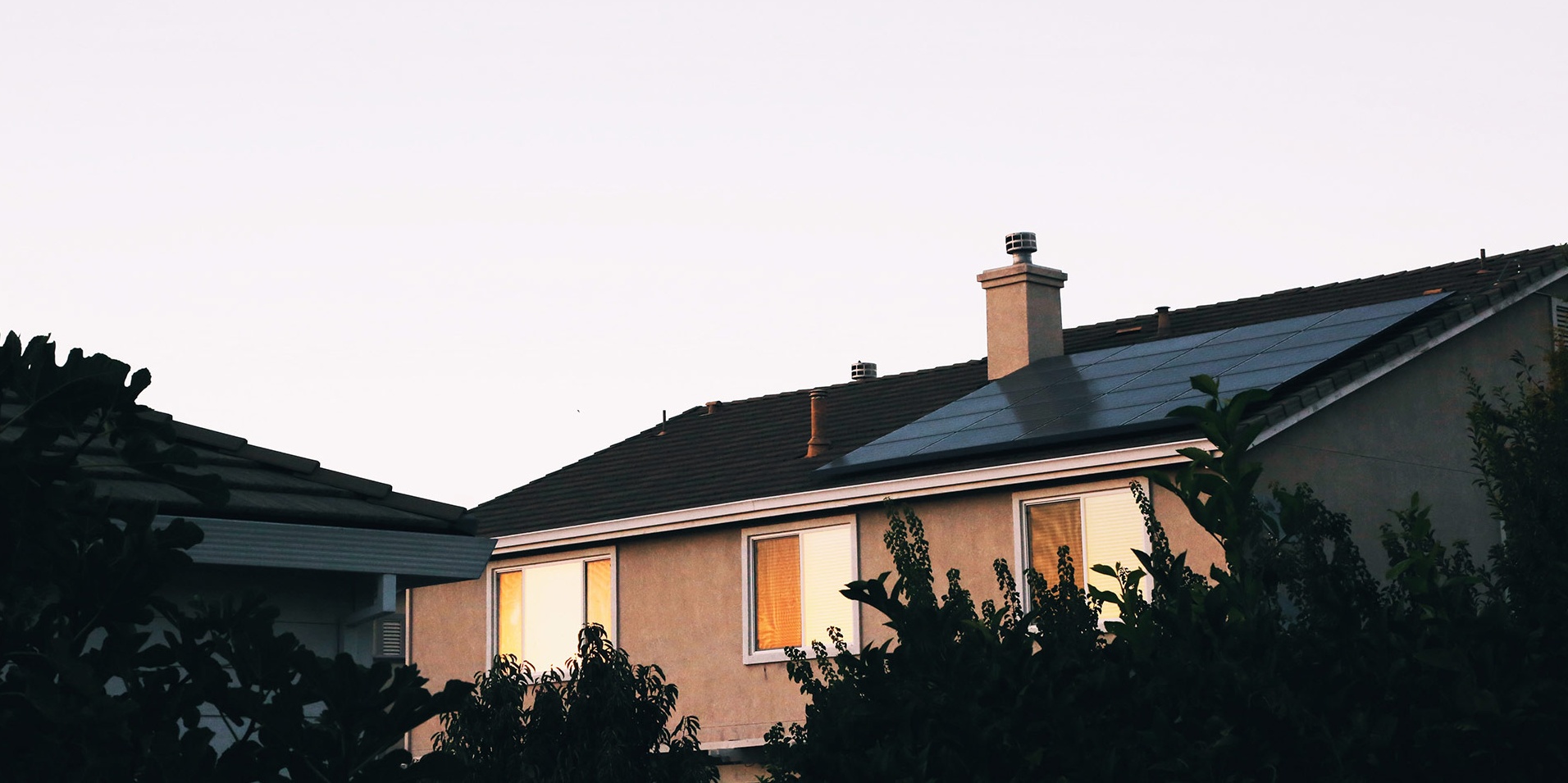 solar-cells-roof